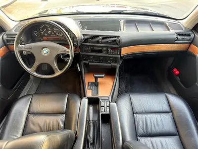 1991 BMW 7-SERIES 照片 8
