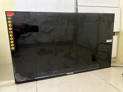 Almost new smart tv Tiki Flat Panel LED TV - excellent Working Condition