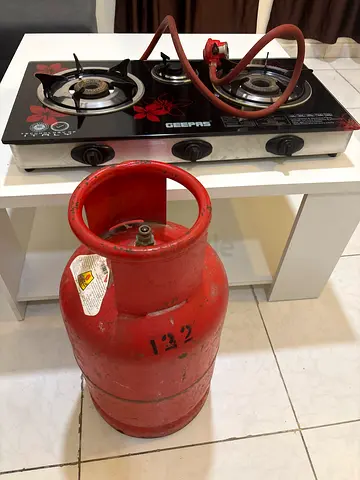 Gas stove and cylinder for sale