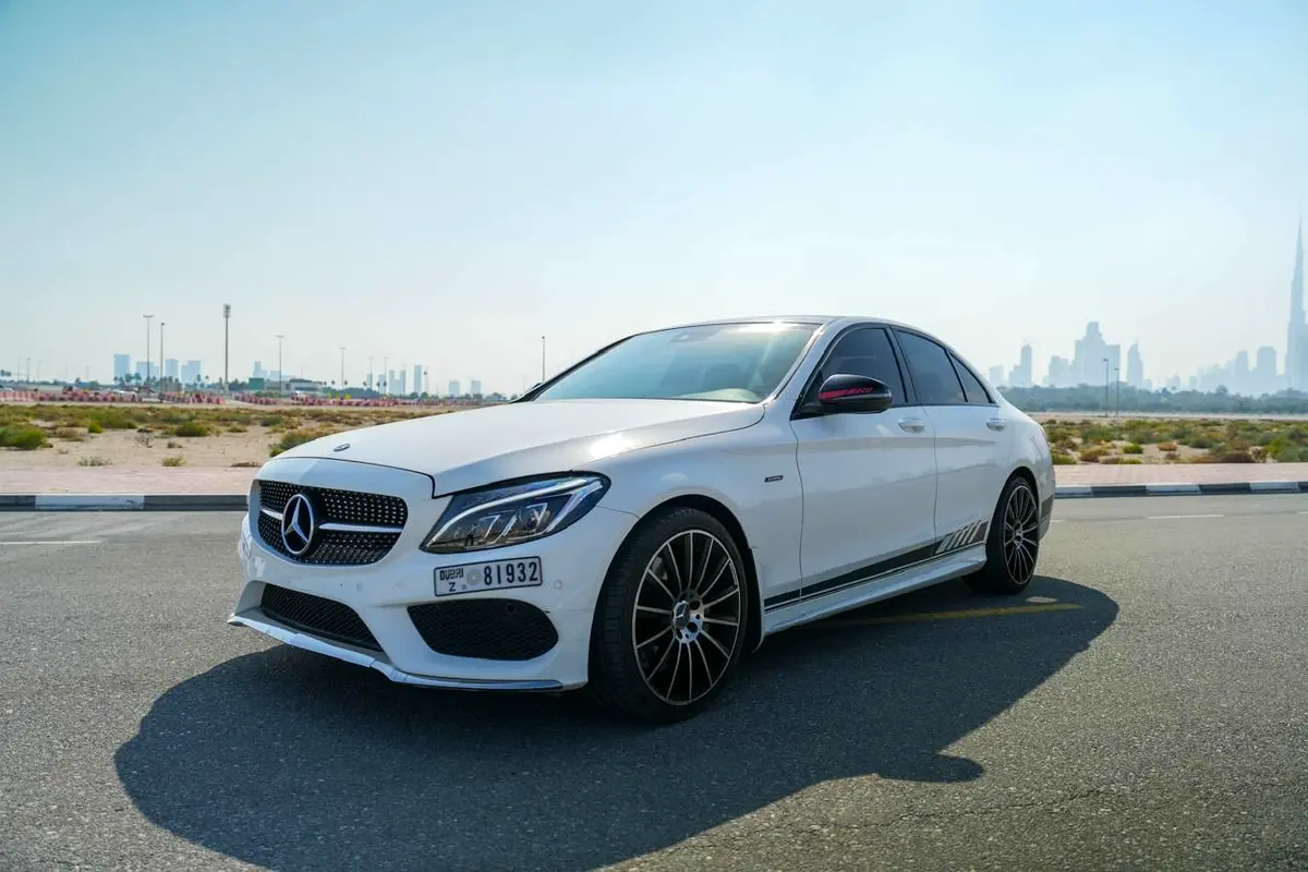Mercedes-Benz C-Class 2016 — photo 1 of 14