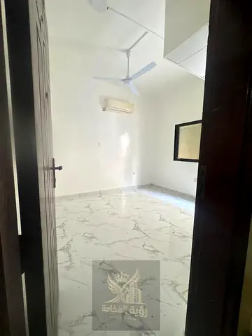 استديو سكن عزاب صريح | المجرة | موقع مميز بالقرب من الكورنيش وجميع الخدمات