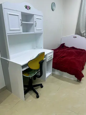 Study desk for sale with chair