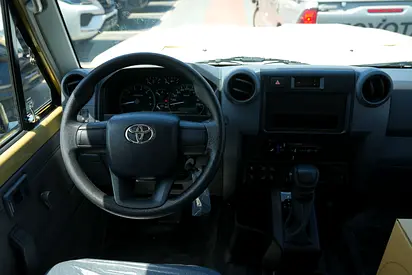 صورة 20 لـ 2026 Toyota LAND CRUISER 70 SERIES