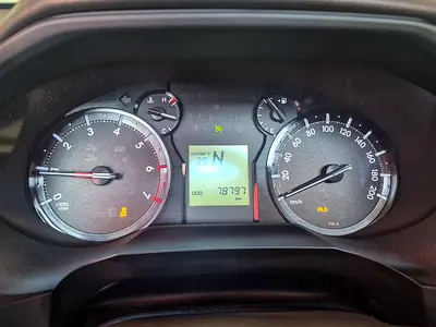 2023 Toyota PRADO photo 15
