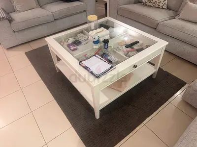 table for living room with carpet