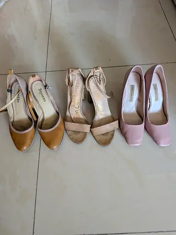 Used beige womens block heel sandals - size 40, signs of wear, can be repaired. Repetto Sam Edelman