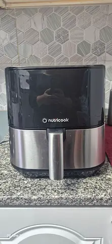 Nutricook Air Fryer - Good Working Condition - 5 litre