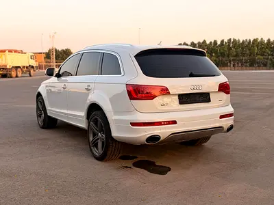 2015 AUDI Q7 — миниатюра 6