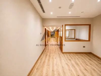 Luxury Fitted Office Space | Ready Workstations | SZR Metro Access