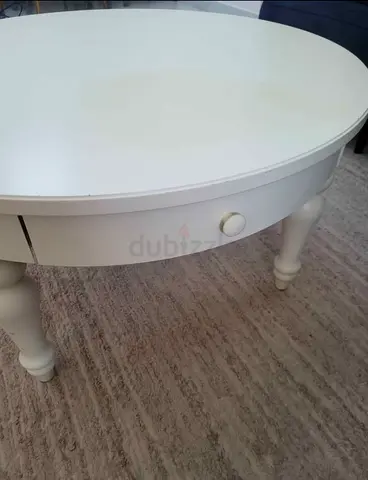 White round coffee table - compact wooden side table