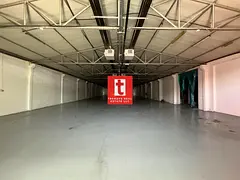 13,400 SQFT WAREHOUSE FULLY FITTED OFFICE WITH AC