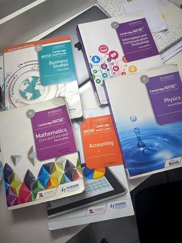 Cambridge IGCSE and O Level Business, Mathematics, Physics, Accounting (set of 6)