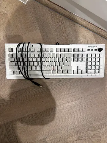 Roccat 100% keyboard