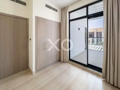 HUGE GARDEN | DIRECT PARK | VACANT 31 MAY