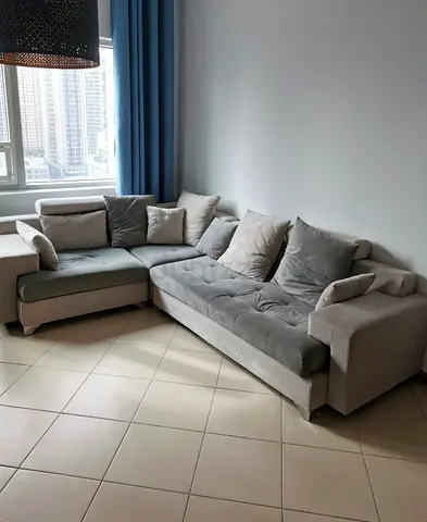 Modern L-Shaped Sectional Sofa in Grey