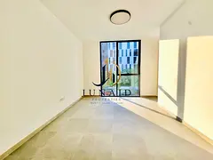 CLOSE KITCHEN///HUGE SIZE//-SPACIOUS LAYOUT//-READY TO MOVE//-