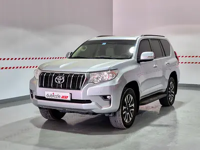 2023 Toyota PRADO photo 3