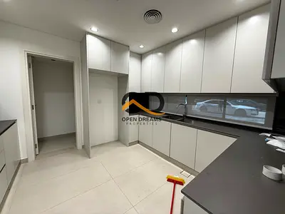 All Master corner 3BHK townhouse available for rent in Robinia!!!