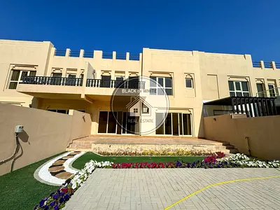 Spacious 3BR Townhouse | Unfurnished | Rome Street