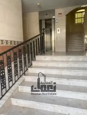 للبيع بناية استثمارية في مويلح – أرضي + 3 بعائد ممتاز