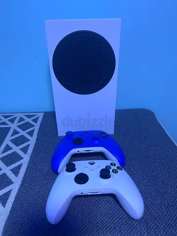 Xbox Series S with 2 Wireless Controllers - Good Condition