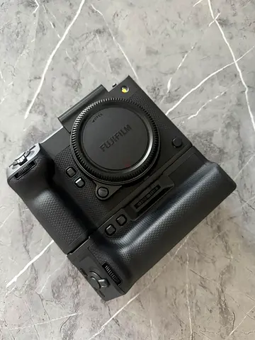 Fuji Gfx 100II for sale. Brand new