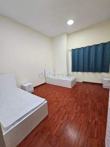 Females only Master room for sharing