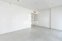 Bright Studio | Canal View | Prime Location