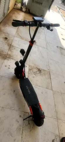 Used crowny T4 electric scooter less used urgent selling