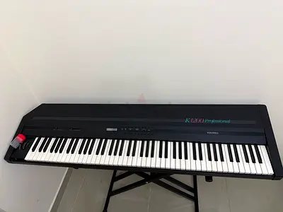 Keyboard piano