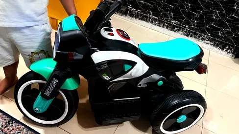 Kids Electric Ride-On Tricycle - Mint/Black, Good Condition