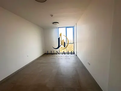 Very Huge and Spacious Stduio Apartment only 38l