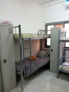 Bed space available at Karama for AED600