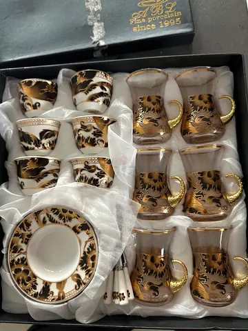 Porcelain Tea Set