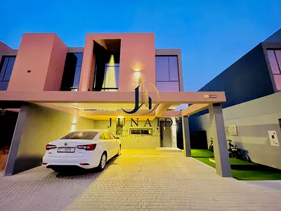 SPACIOUS 3BHK CORNER UNIT READY TO MOVE GARDEN READY CURTAINS INSTALLED 1 cheques payment