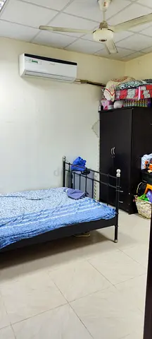 Executive Bedspace in 800 available to share with one person in one bhk
