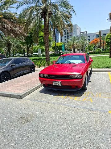 Dodge Challenger Base 2012 | GCC Specs | Well Maintained