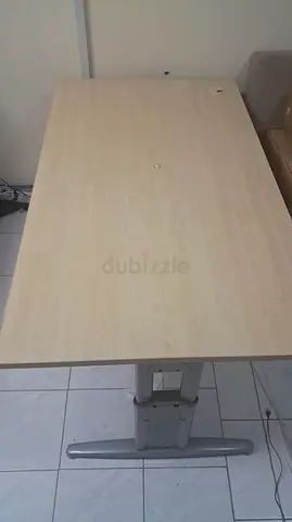 Adjustable Height Office Desk - Light Wood Top