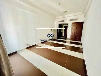Studio with Kitchen Appliances | Ready to Move In