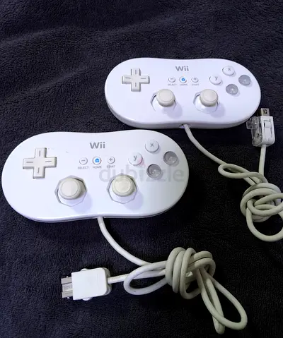 Pair of White Nintendo Wii Classic Controllers - Good Working Condition