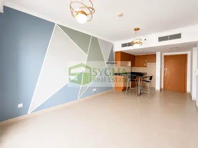 Ready to Move in Very Near to Metro