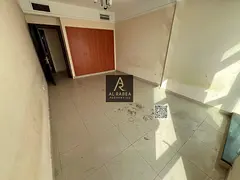 Open view - Built-in wardrobes - Prime location