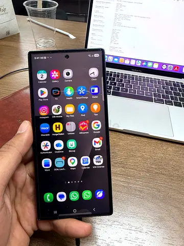 Samsung fold 7 middle screen broken
