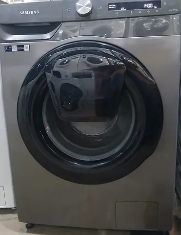 Samsung 10kg New model Washing Machine.