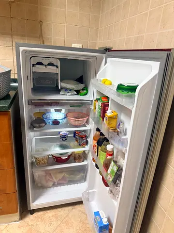 Used Single Door Refrigerator with Top Freezer