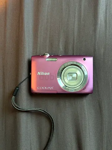 Baby Pink Nikon Coolpix S2800 Digicam (Full Box Set)