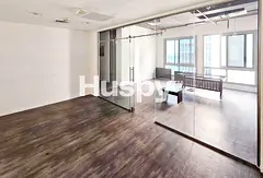 Mid Floor | 1 Parking | Near Metro