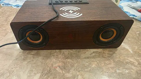 Wooden Bluetooth Speaker with Wireless Phone Charger