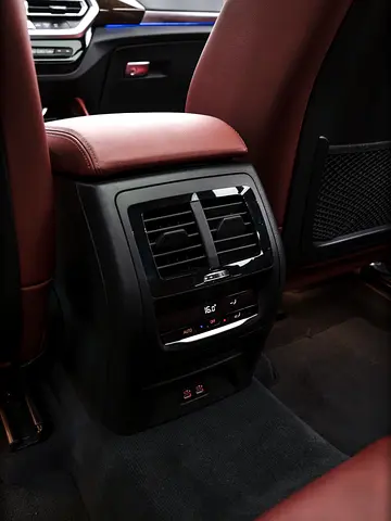 BMW X4 M40i, миниатюра 18