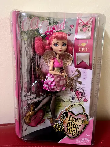 Ever after high Cupid core doll!